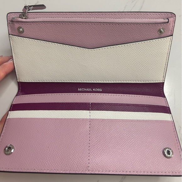 Michael Kors Wallet- NWOT - Picture 13 of 16